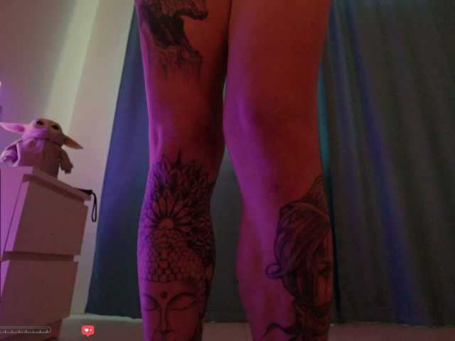 Live sex webcam photo for BlackMonro #291397855