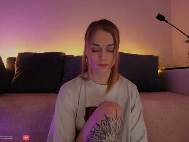 Live sex webcam photo for BlackMonro #291432556