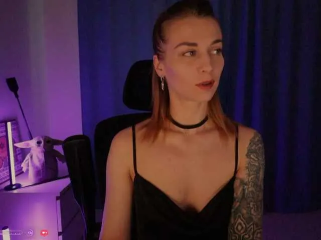 Live sex webcam photo for BlackMonro #291434580
