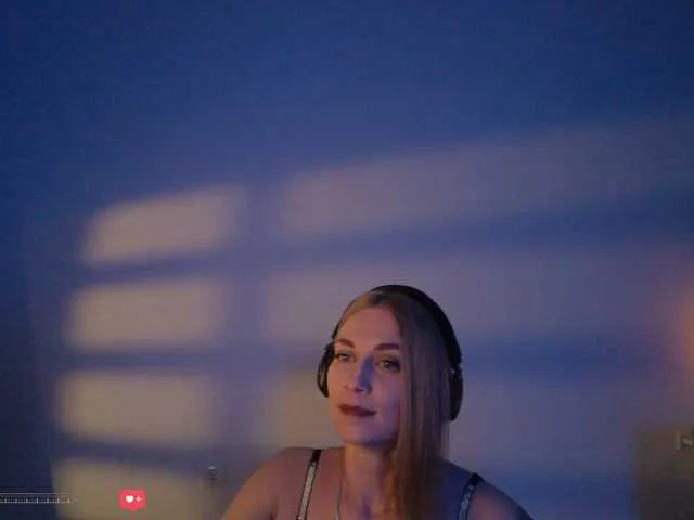 Live sex webcam photo for BlackMonro #292159483