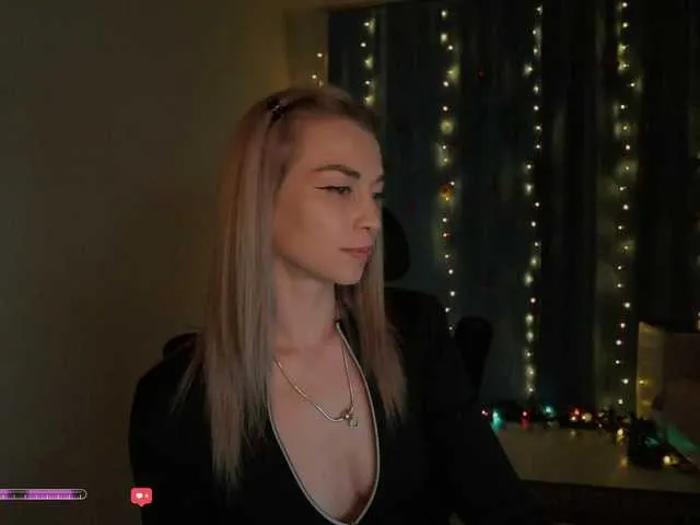 Live sex webcam photo for BlackMonro #292623120