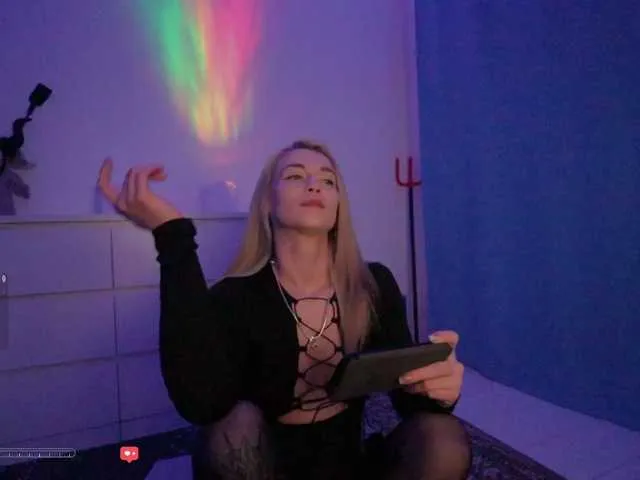 Live sex webcam photo for BlackMonro #293121717