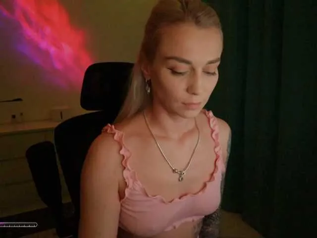 Live sex webcam photo for BlackMonro #293458396