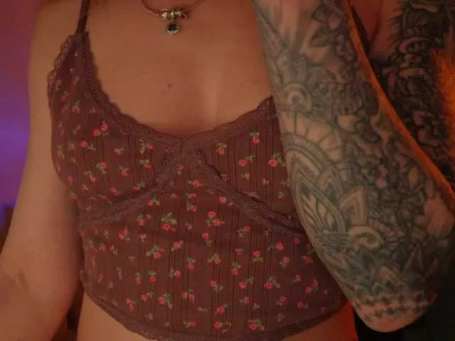 Live sex webcam photo for BlackMonro #293781183