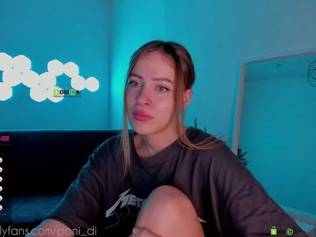 Live sex webcam photo for BlackWidow22 #272300331