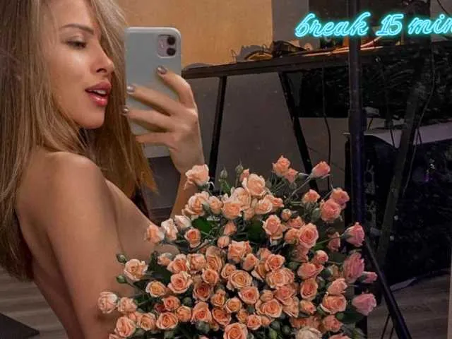 Live sex webcam photo for BlackWidow22 #272345858