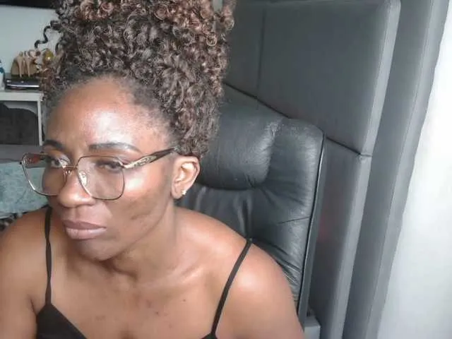 Live sex webcam photo for Blackbabe #291198608