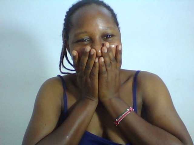 Live sex webcam photo for Blackcutegal #275842750