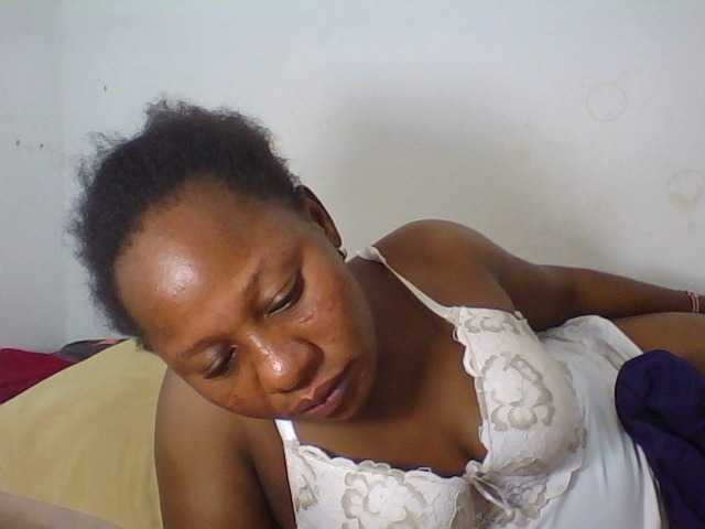 Live sex webcam photo for Blackcutegal #275926885