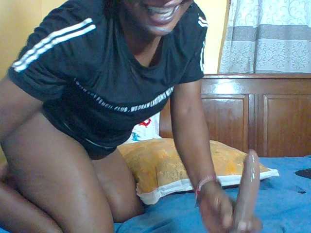 Live sex webcam photo for Blackcutegal #276263016