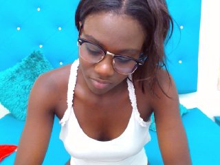 Live sex webcam photo for Blackdoll1 #151641637