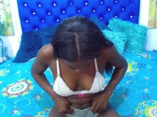 Live sex webcam photo for Blackdoll1 #157838644