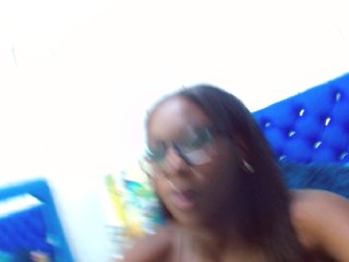 Live sex webcam photo for Blackdoll1 #158121944