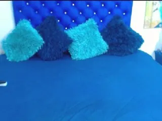 Live sex webcam photo for Blackdoll1 #185001917