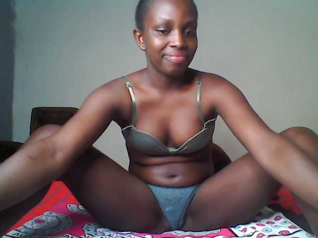 Live sex webcam photo for Blackebony #291242228