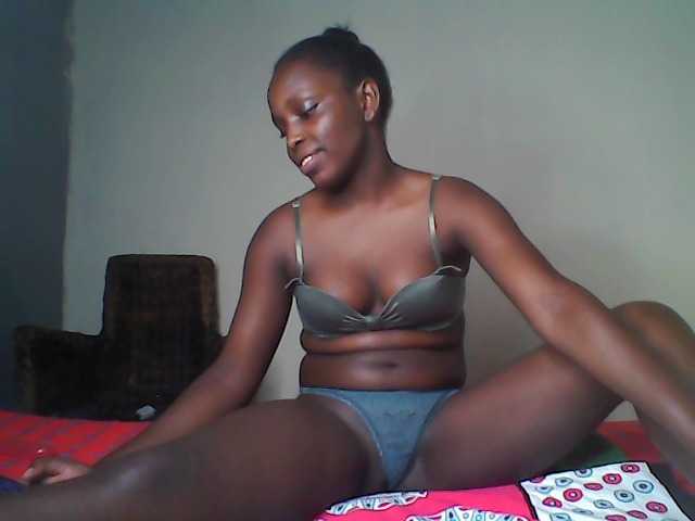 Live sex webcam photo for Blackebony #291261608