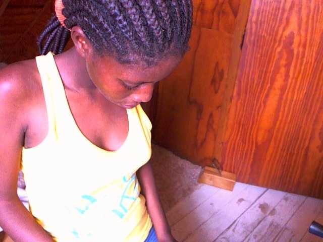 Live sex webcam photo for BlackiJi #273161478