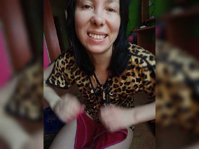 Live sex webcam photo for Blackkpanther #275720549