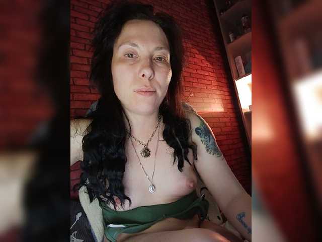 Live sex webcam photo for Blackkpanther #275829883