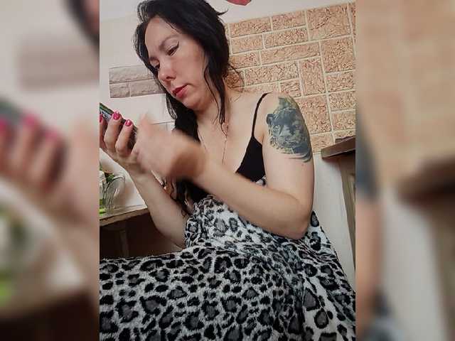 Live sex webcam photo for Blackkpanther #276416160