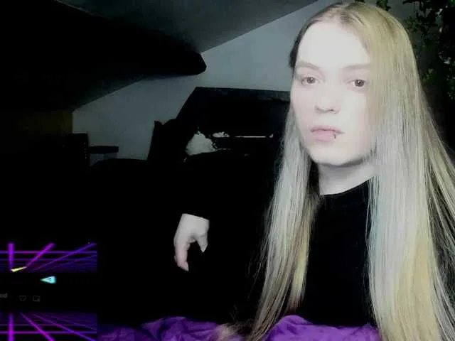 Live sex webcam photo for Blacklimoon #273238116