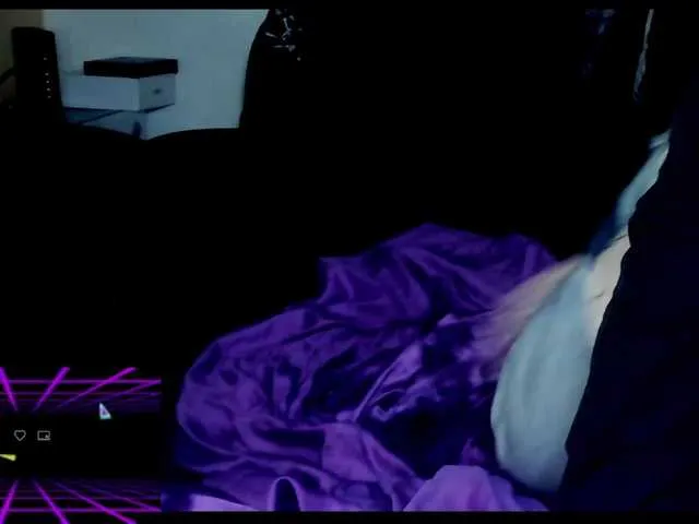 Live sex webcam photo for Blacklimoon #275616489