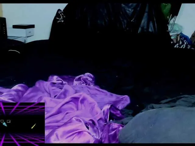 Live sex webcam photo for Blacklimoon #276053652