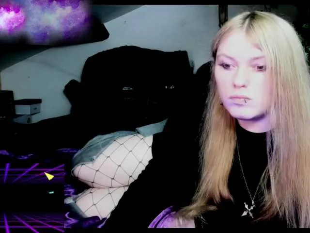 Live sex webcam photo for Blacklimoon #276944170