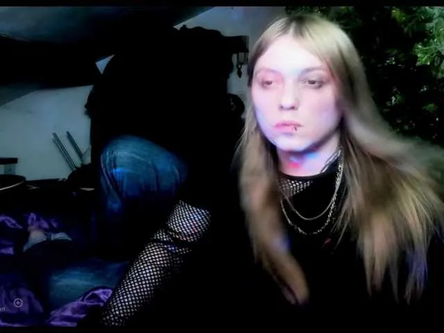 Live sex webcam photo for Blacklimoon #290770055