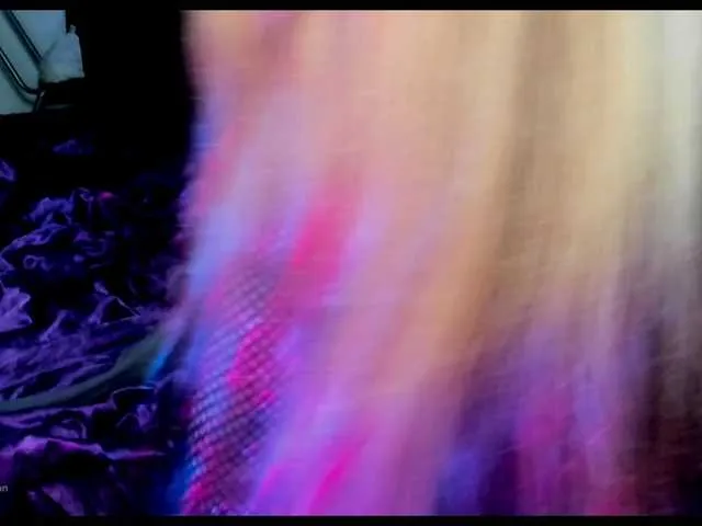 Live sex webcam photo for Blacklimoon #290879280