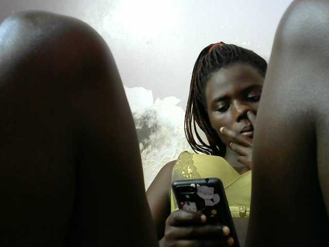 Live sex webcam photo for Blackquenx #273602230