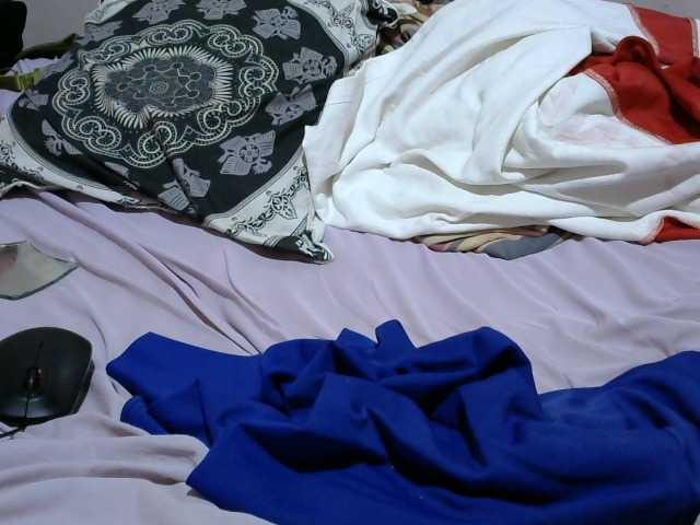 Live sex webcam photo for Blackquenx #273713922