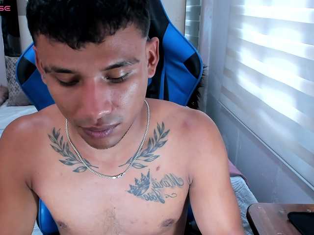 Live sex webcam photo for Blacksex-boy #290835277