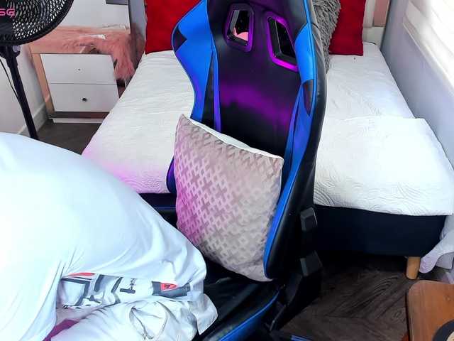 Live sex webcam photo for Blacksex-boy #292129422