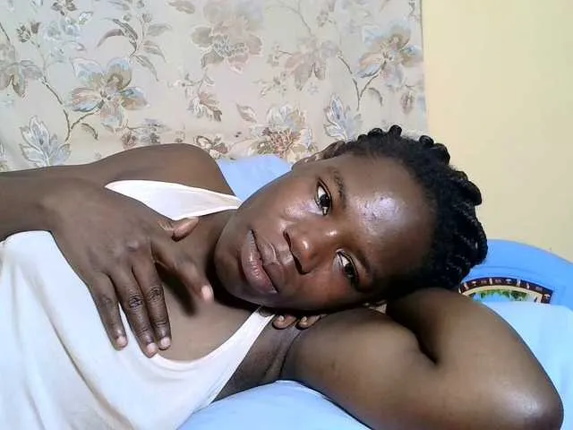 Live sex webcam photo for Blacksexygal #291297702