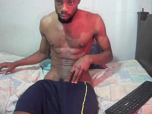 Live sex webcam photo for Blackvigdick1 #275960453