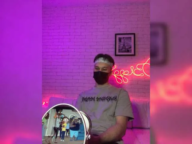 Live sex webcam photo for Blaggoi-Kolya #275664680