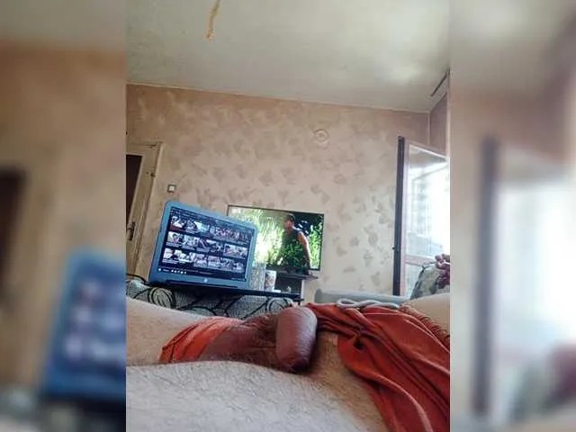 Live sex webcam photo for Blago77788 #275646736