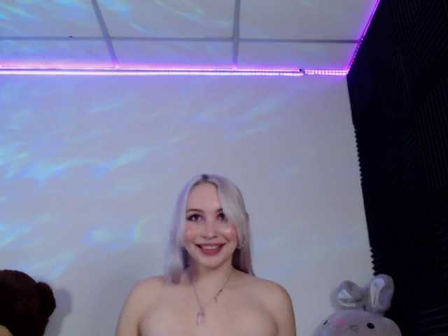 Live sex webcam photo for Blaiir1 #274291212