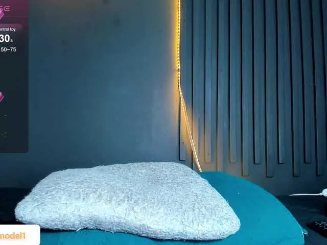 Live sex webcam photo for Blair- #278104758