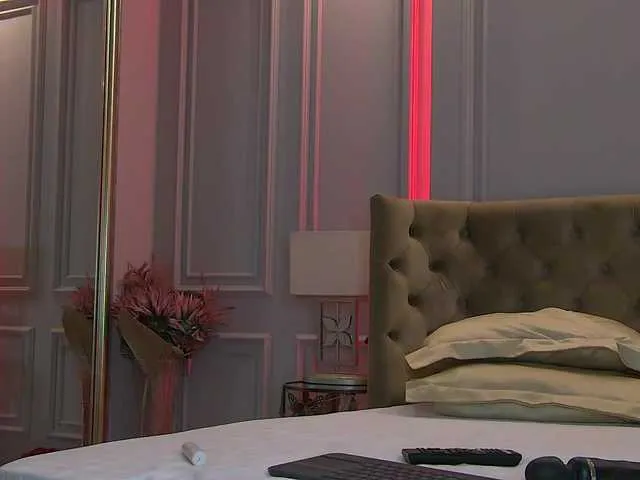 Live sex webcam photo for BlairSander #278131676