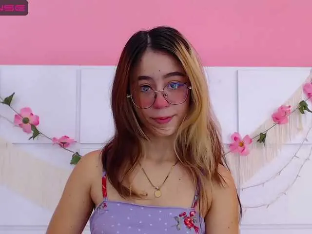 Live sex webcam photo for BlairVicent #288059721