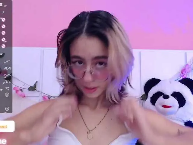 Live sex webcam photo for BlairVicent #288059727