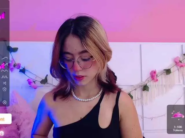 Live sex webcam photo for BlairVicent #288059731