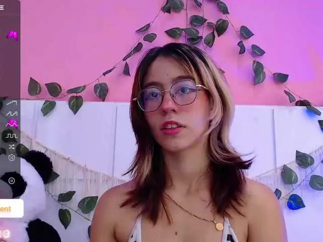 Live sex webcam photo for BlairVicent #288059766