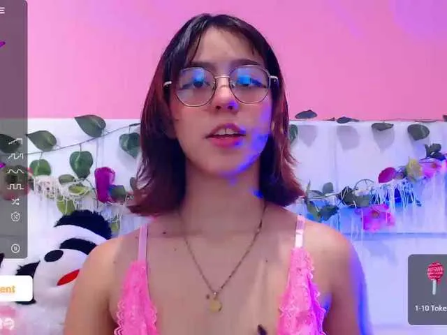 Live sex webcam photo for BlairVicent #288059880