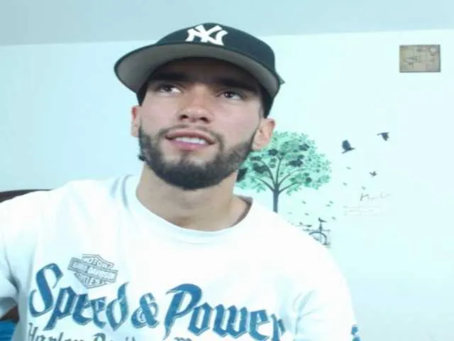 Live sex webcam photo for BlakeSmoke #277122700