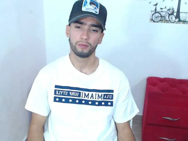 Live sex webcam photo for BlakeSmoke #277447707