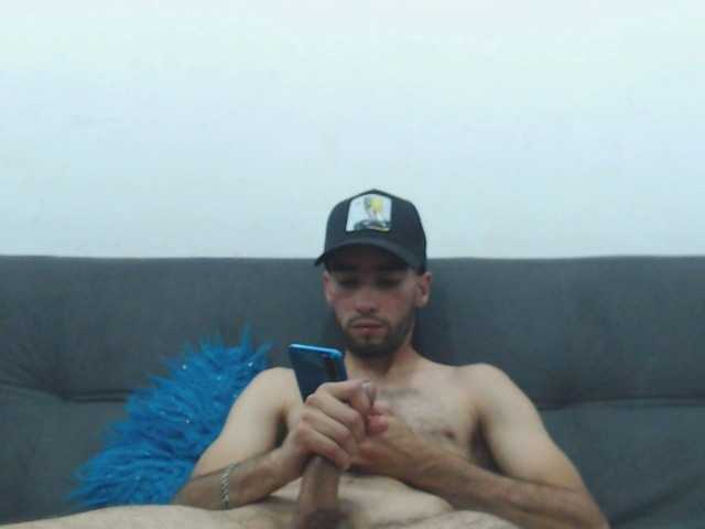 Live sex webcam photo for BlakeSmoke #277652305