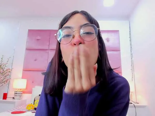 Live sex webcam photo for Blakee69 #271976212